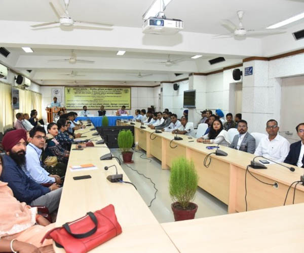 indian-institute-of-soil-and-water-conservation-organized-18th-parthenium-awareness-week-programme-in-tsp-village-on-august-22-2023