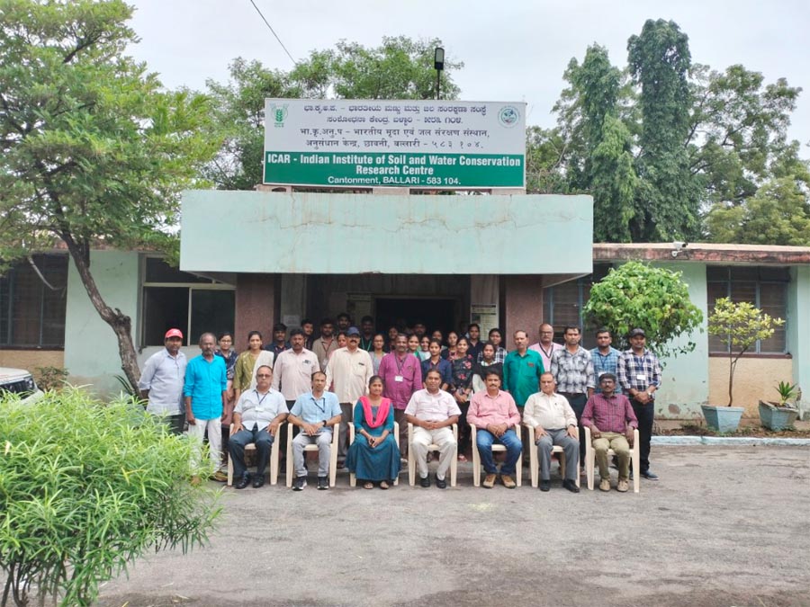 Dr. M. Madhu, Director, ICAR-IISWC, Dehradun visited ICAR-IISWC, Research Centre, Ballari during 4th to 5th September, 2023